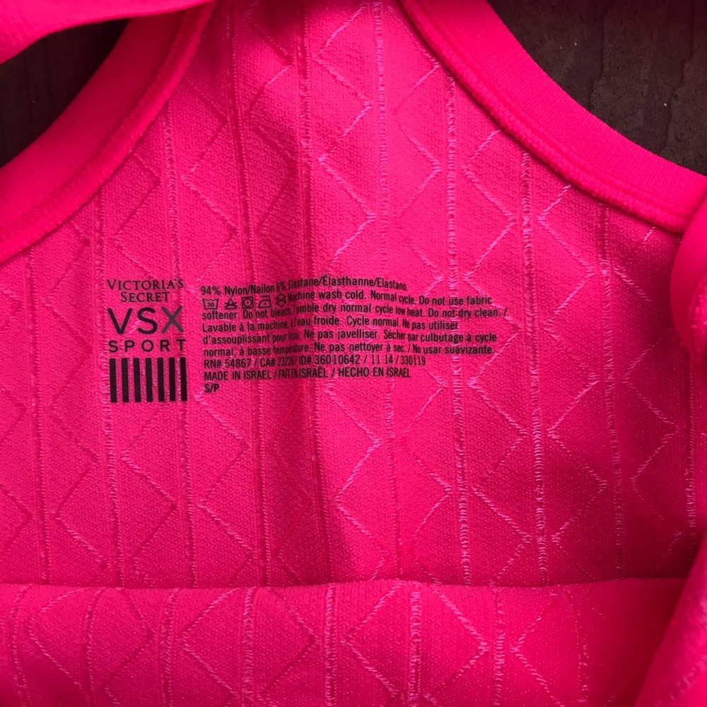Victoria’s Secret VSX Textured Racerback Yoga Tank - Picture 5 of 5